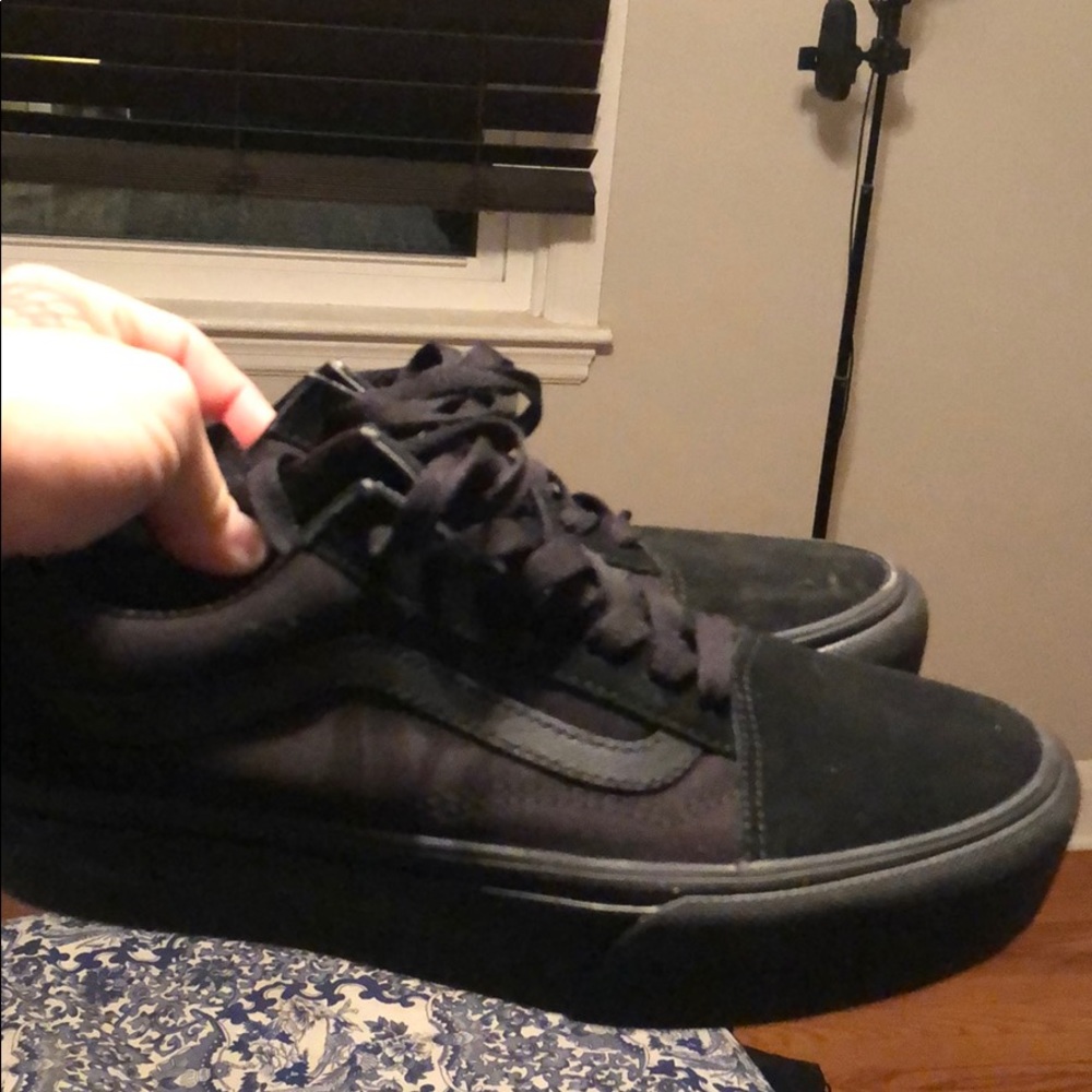 New black on black vans platforms sz 6.5 women’s
